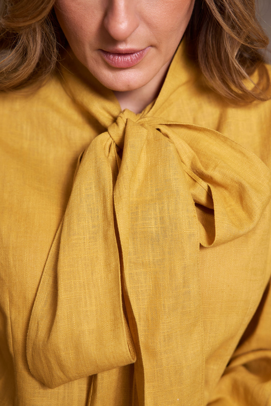 Long sleeve Pussy-bow Shirt