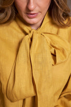 Long sleeve Pussy-bow Shirt