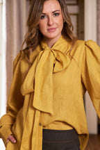 Long sleeve Pussy-bow Shirt