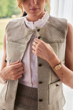 Sleeveless Pleated Shirt